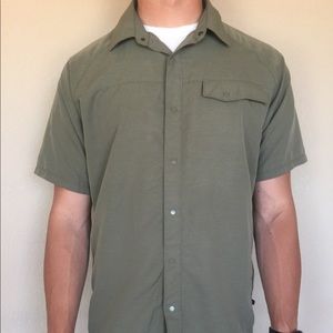 Mountain Hardwear Button-Down Shirt